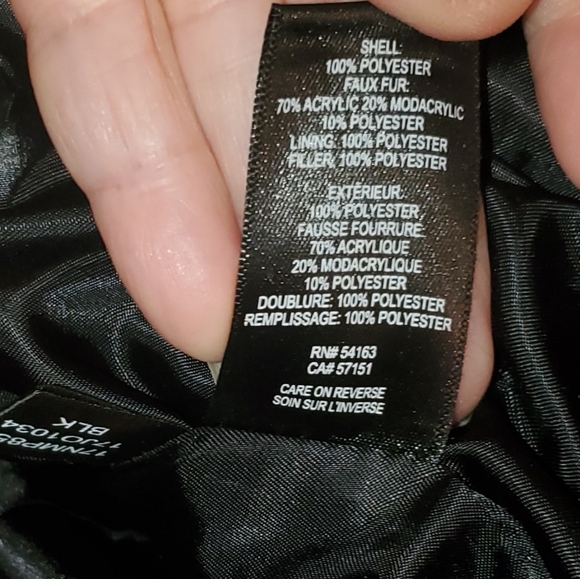 ❗️SOLD❗️Kenneth Cole New York Glossy Puffer Jacket - Picture 11 of 12